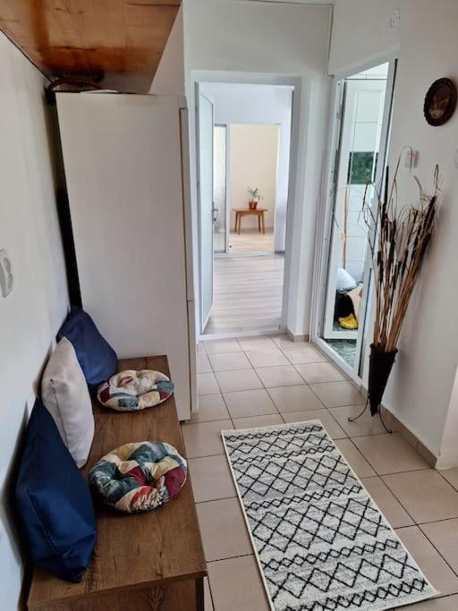 Miha'S Apartament Sulina Kültér fotó